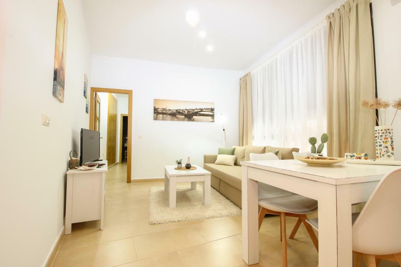 Apartamento San Julian Sevilla Bagian luar foto