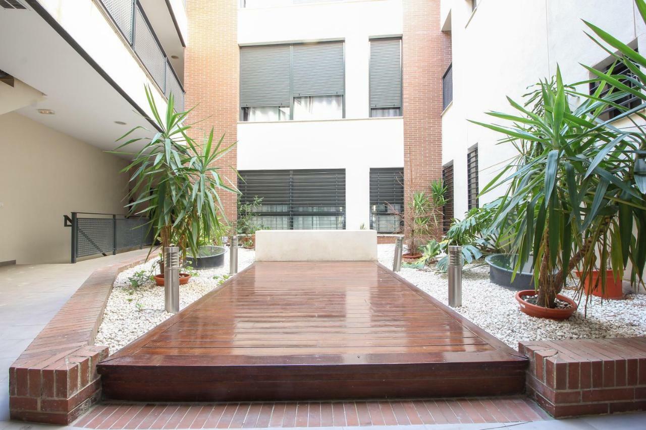 Apartamento San Julian Sevilla Bagian luar foto
