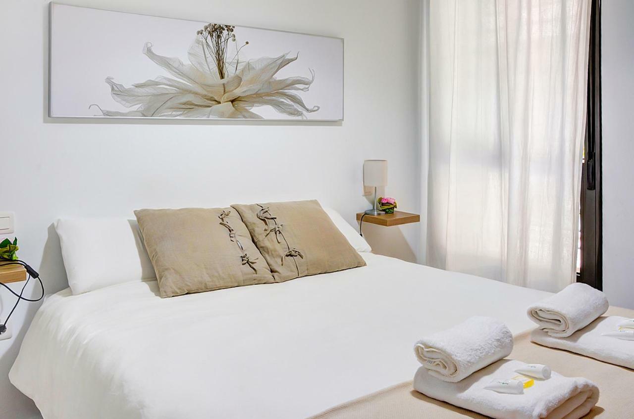 Apartamento San Julian Sevilla Bagian luar foto