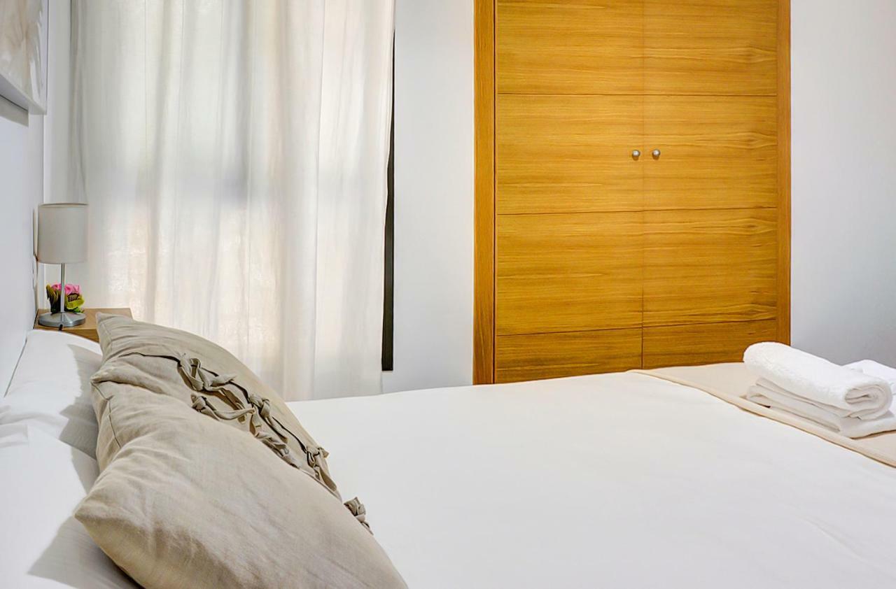 Apartamento San Julian Sevilla Bagian luar foto